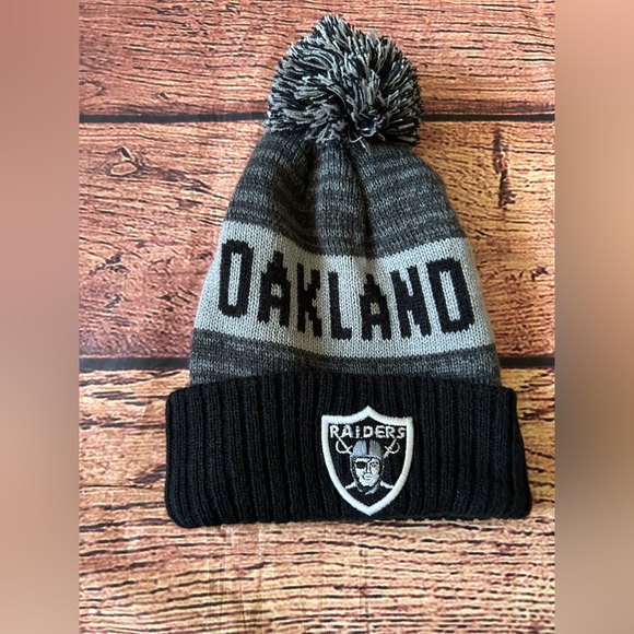 Oakland Raiders Pom Beanie - Black and Gray - Picture 1 of 4